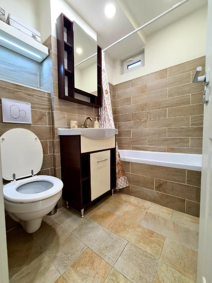 Best Apartment Central Hunedoara Exterior foto