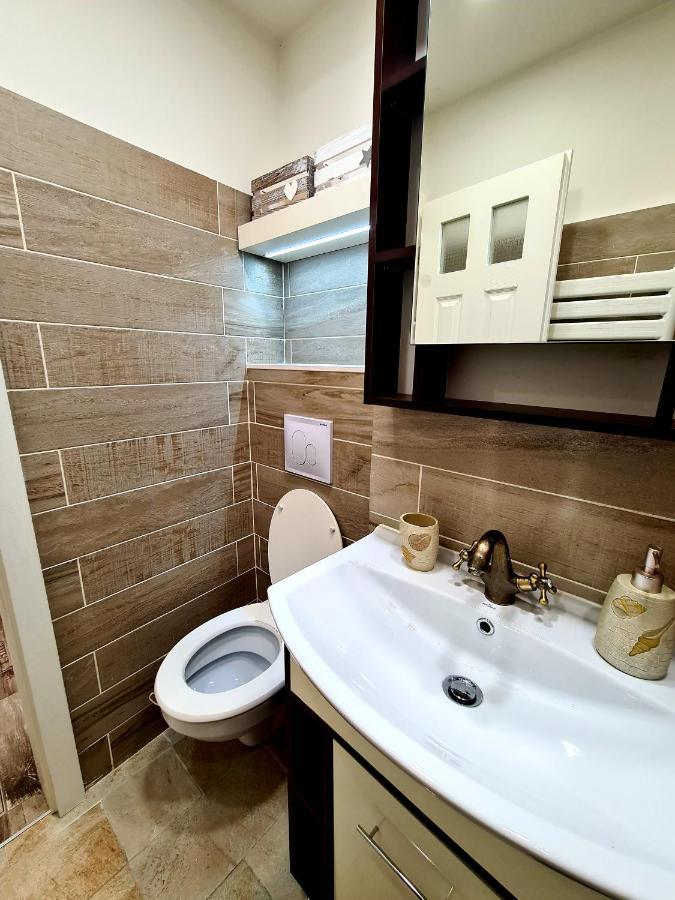 Best Apartment Central Hunedoara Exterior foto