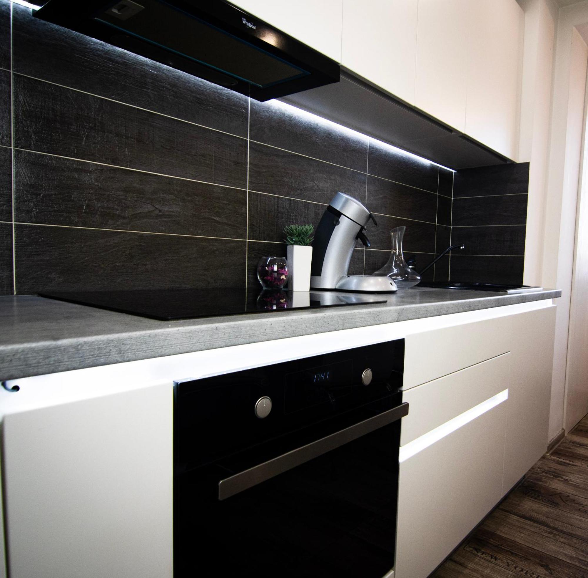 Best Apartment Central Hunedoara Exterior foto